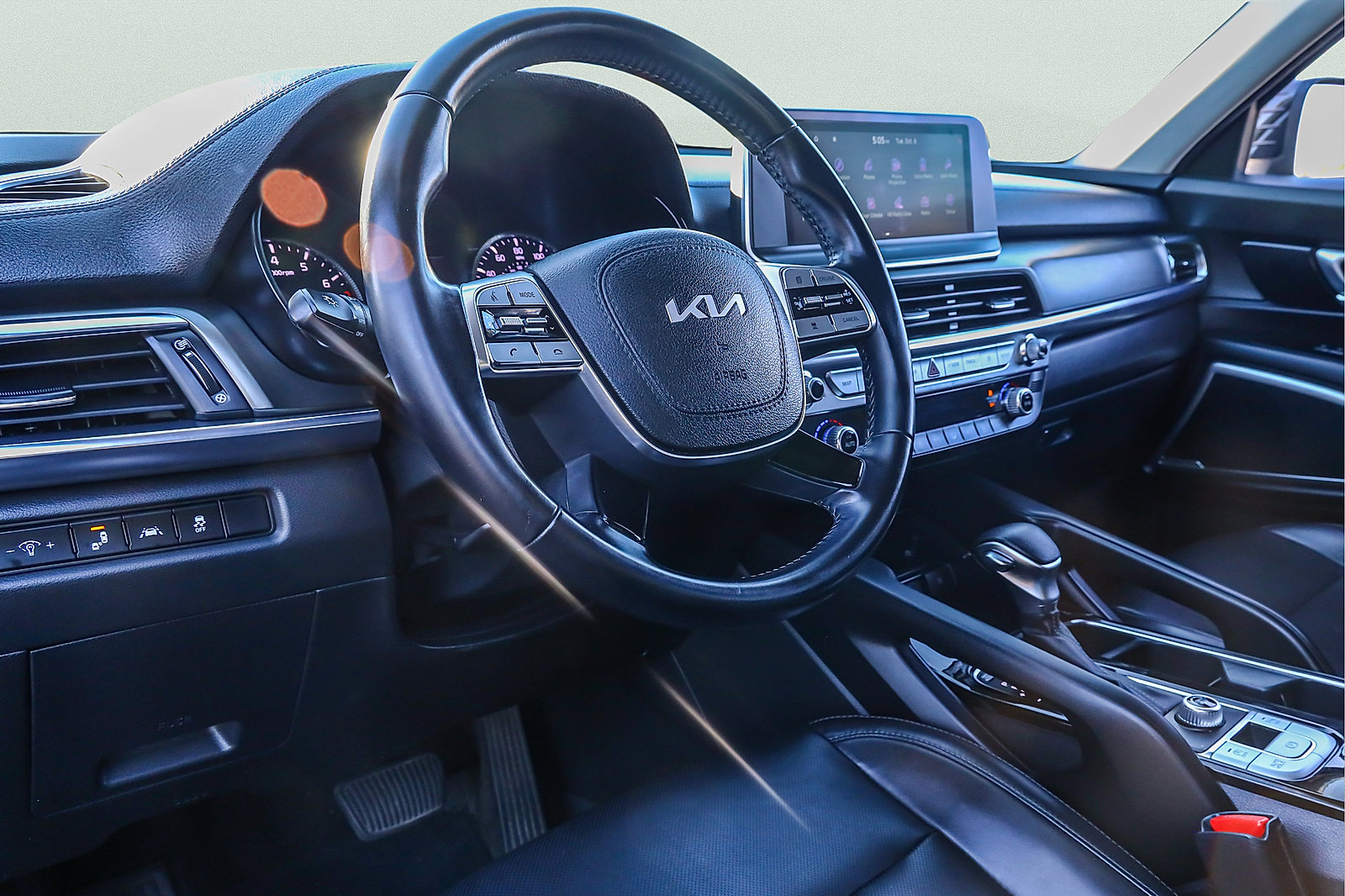 Certified 2022 Kia Telluride LX FWD image 7