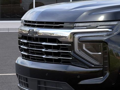 New 2026 Chevrolet Suburban LT w/ LPO, Dark Essentials Package AWD/4WD image 13