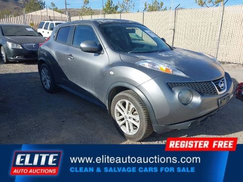 Used 2012 Nissan Juke SL image 2