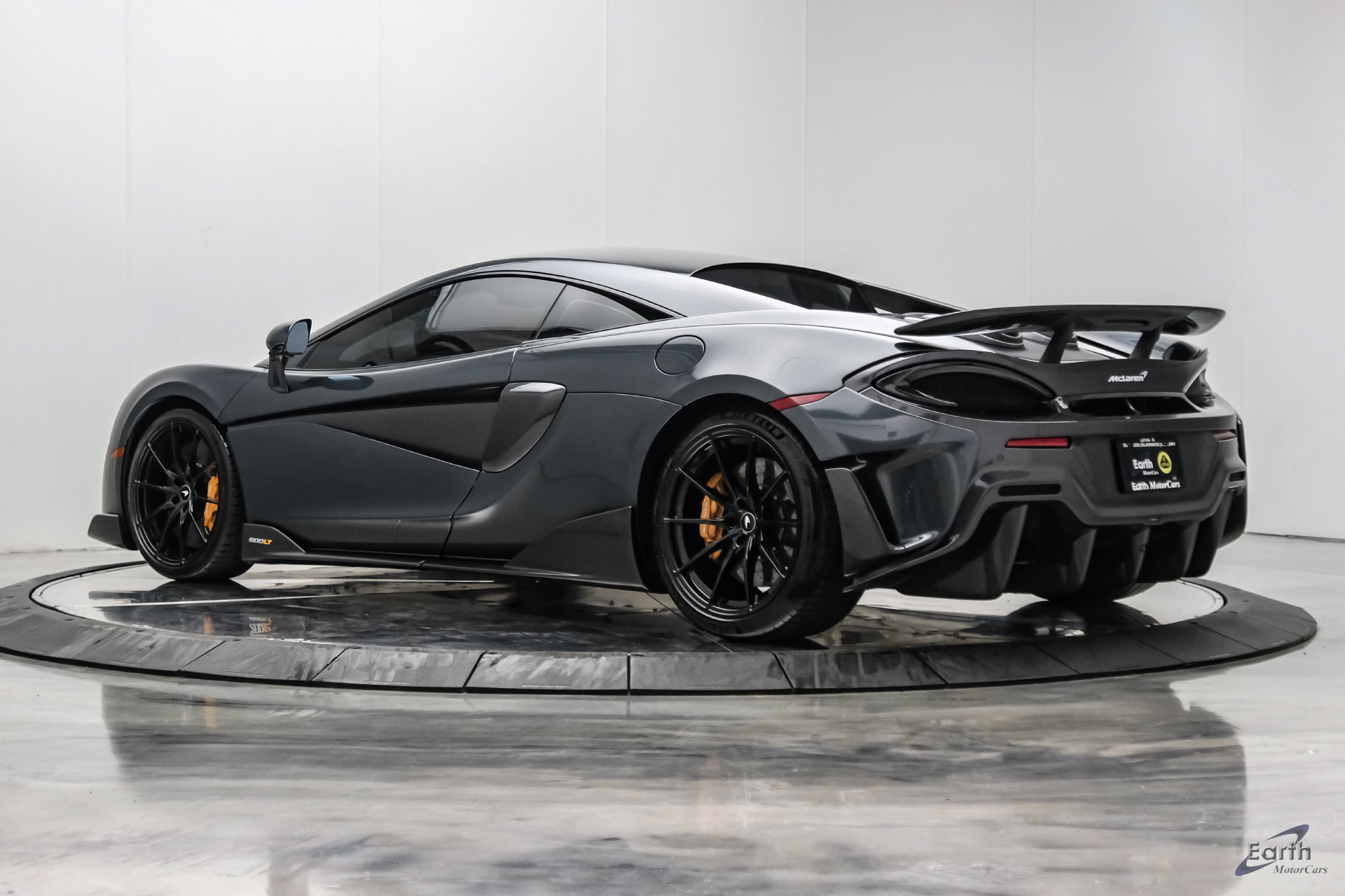Used 2019 McLaren 600LT RWD image 12