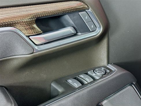 Used 2025 Chevrolet Silverado 1500 RST image 18
