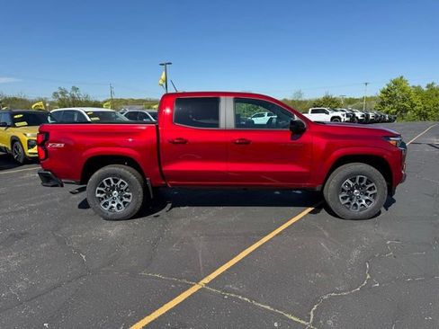New 2026 Chevrolet Colorado Z71 w/ Technology Package AWD/4WD image 2
