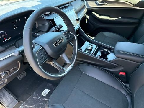 New 2026 Jeep Grand Cherokee L 4WD image 20