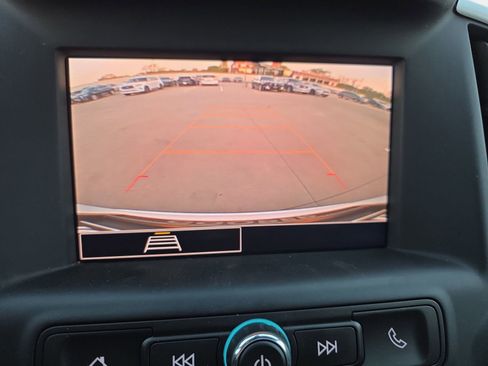 Used 2024 GMC Terrain SLE w/ Driver Convenience Package image 22