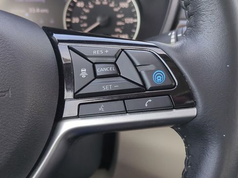 Used 2024 Nissan Altima 2.5 SL FWD image 15