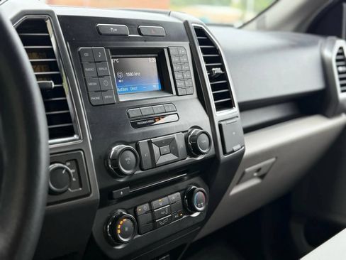 Used 2015 Ford F150 XLT AWD/4WD image 20
