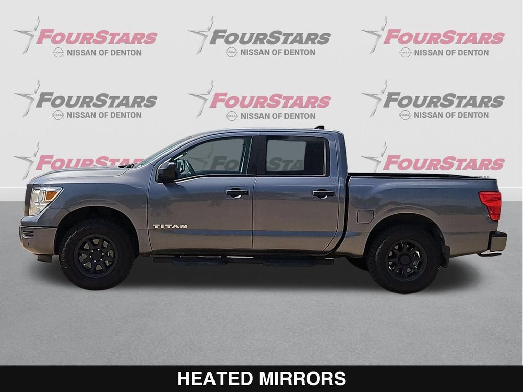 Used 2024 Nissan Titan SV w/ SV Convenience Package RWD image 8