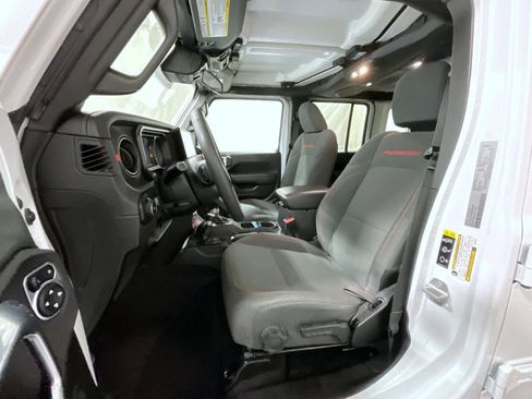 Used 2025 Jeep Wrangler Unlimited Rubicon image 11