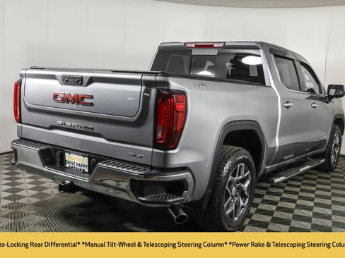 Used 2024 GMC Sierra 1500 SLT w/ SLT Convenience Package AWD/4WD image 17