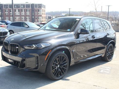 New 2026 BMW X5 M60i AWD/4WD image 3