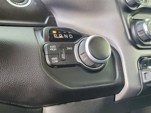 Used 2024 RAM 2500 Big Horn AWD/4WD image 19