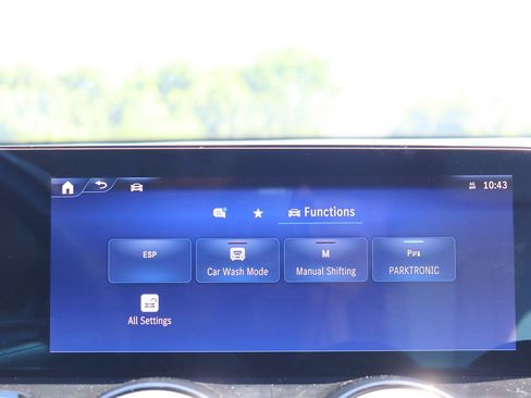 Used 2024 Mercedes-Benz GLB 250 image 33