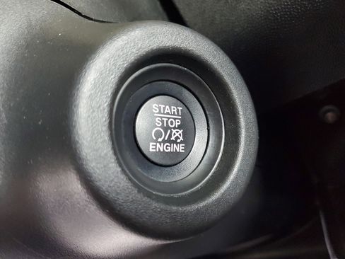 Used 2023 RAM ProMaster 2500 image 30