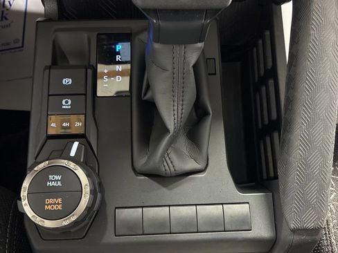 Used 2025 Toyota 4Runner SR5 image 20