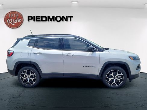 New 2026 Jeep Compass Limited AWD/4WD image 5