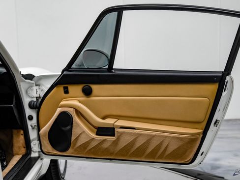 Used 1996 Porsche 911 GT3 RS image 86