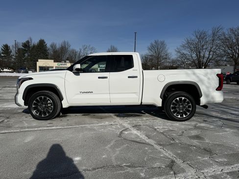Used 2022 Toyota Tundra Limited image 12