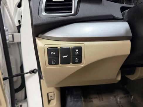 Used 2017 Acura RDX AWD w/ Advance Package image 19