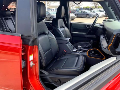 Used 2022 Ford Bronco Badlands w/ Sasquatch Package image 9