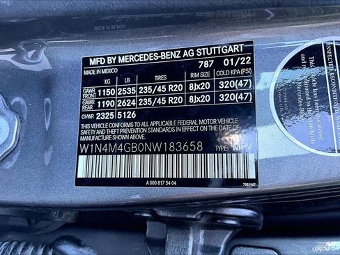 Used 2022 Mercedes-Benz GLB 250 image 26