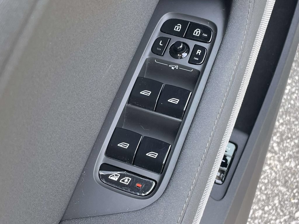 Used 2024 Polestar Polestar 2 AWD/4WD image 7