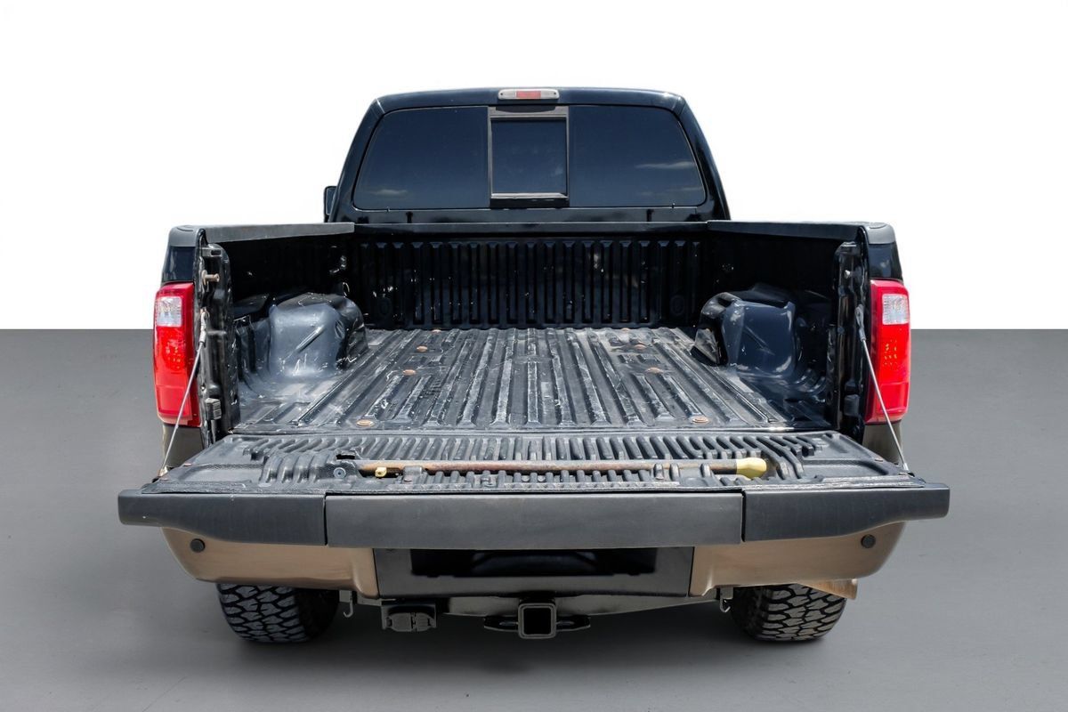 Used 2016 Ford F250 King Ranch w/ FX4 Off-Road Package AWD/4WD image 59