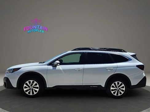 Used 2020 Subaru Outback Premium AWD/4WD image 2