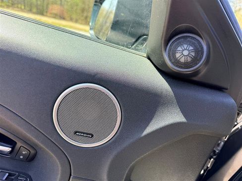 Used 2015 Land Rover Range Rover Evoque Pure image 22