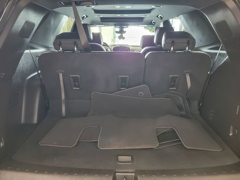 Used 2023 Chevrolet Traverse RS AWD/4WD image 22