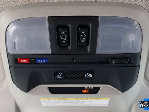 Used 2023 Subaru Crosstrek 2.0i Premium image 19