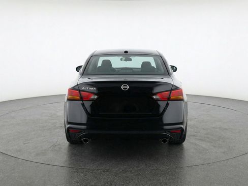 Used 2025 Nissan Altima 2.5 SV FWD image 7