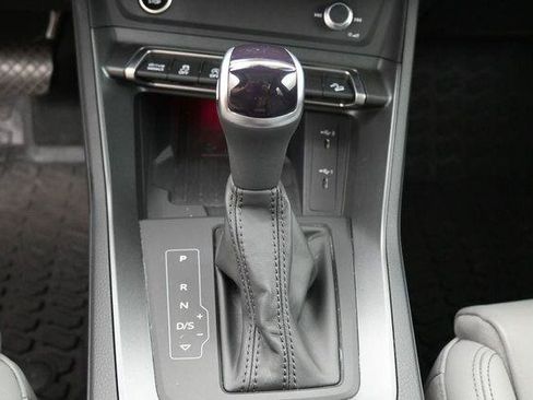 Used 2024 Audi Q3 2.0T Premium Plus AWD/4WD image 27