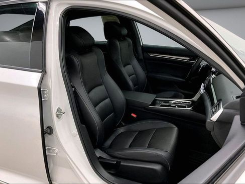 Used 2020 Honda Accord Sport image 29
