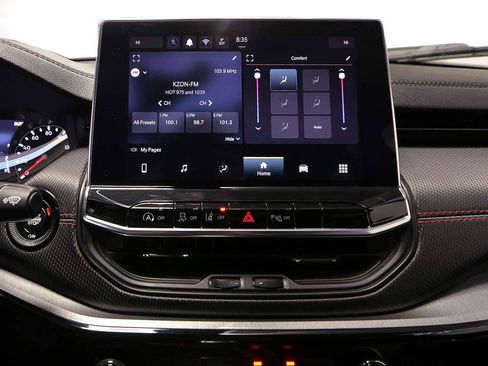 Used 2024 Jeep Compass Trailhawk image 15