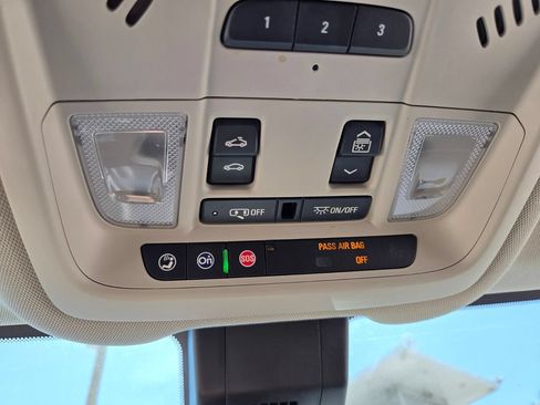 Used 2019 GMC Terrain Denali w/ Advanced Safety Package FWD image 33