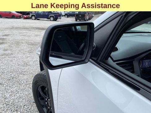 Used 2022 GMC Acadia AT4 AWD/4WD image 7