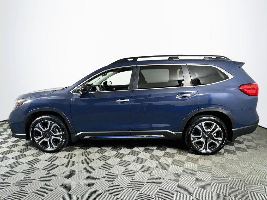 Used 2024 Subaru Ascent Touring AWD/4WD image 4