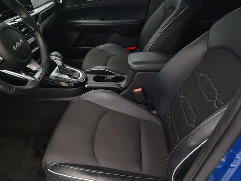 Used 2022 Kia Forte GT-Line image 17