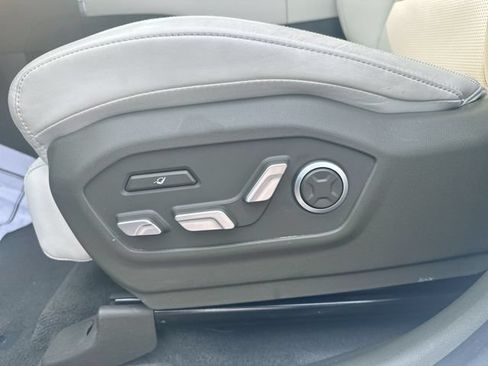 Used 2025 Hyundai Santa Fe Calligraphy AWD/4WD image 14