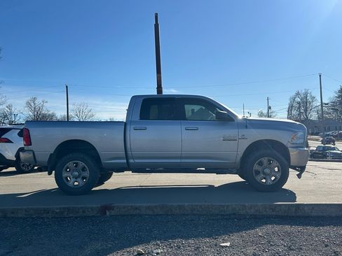 Used 2018 RAM 2500 SLT image 5