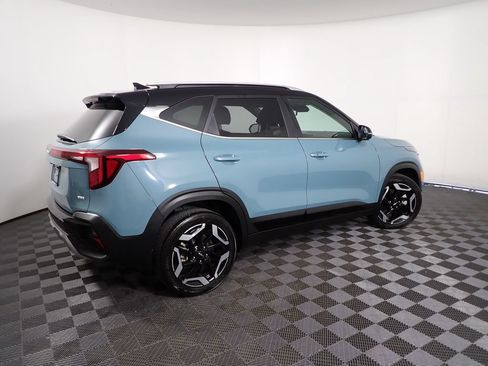 Used 2025 Kia Seltos SX AWD/4WD image 19