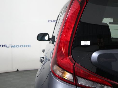 Used 2020 Kia Soul S image 10