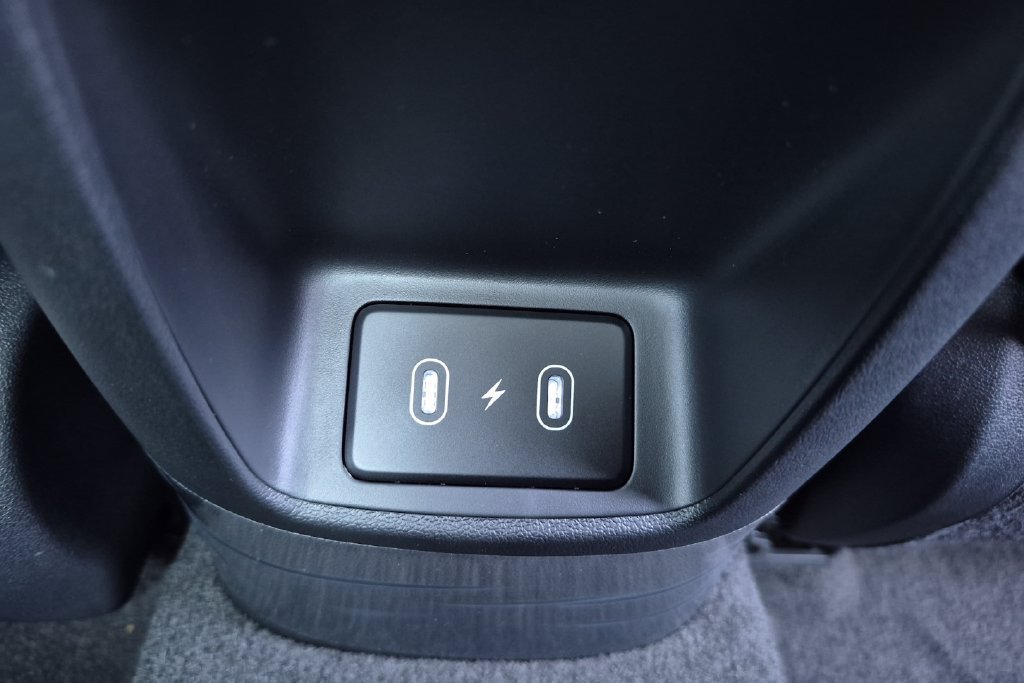New 2026 Hyundai Elantra SE FWD image 16