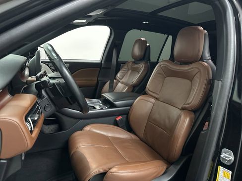 Used 2022 Lincoln Aviator Reserve w/ Equipment Group 201A image 28