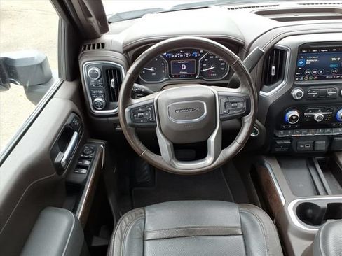 Used 2021 GMC Sierra 3500 Denali w/ Denali Ultimate Package AWD/4WD image 13