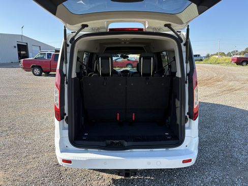 Used 2016 Ford Transit Connect XLT FWD image 24