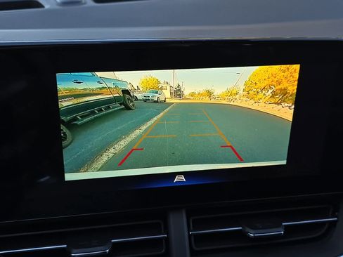 New 2025 Chevrolet Trax ACTIV w/ Driver Confidence Package image 19