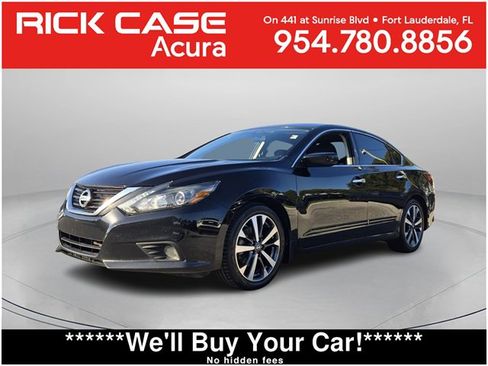 Used 2017 Nissan Altima 3.5 SR w/ Interior Lighting Package image 1