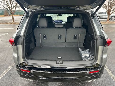 New 2026 Buick Enclave Sport Touring w/ LPO, Floor Liner Package image 37