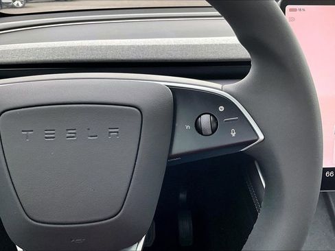 Used 2026 Tesla Model Y AWD image 19